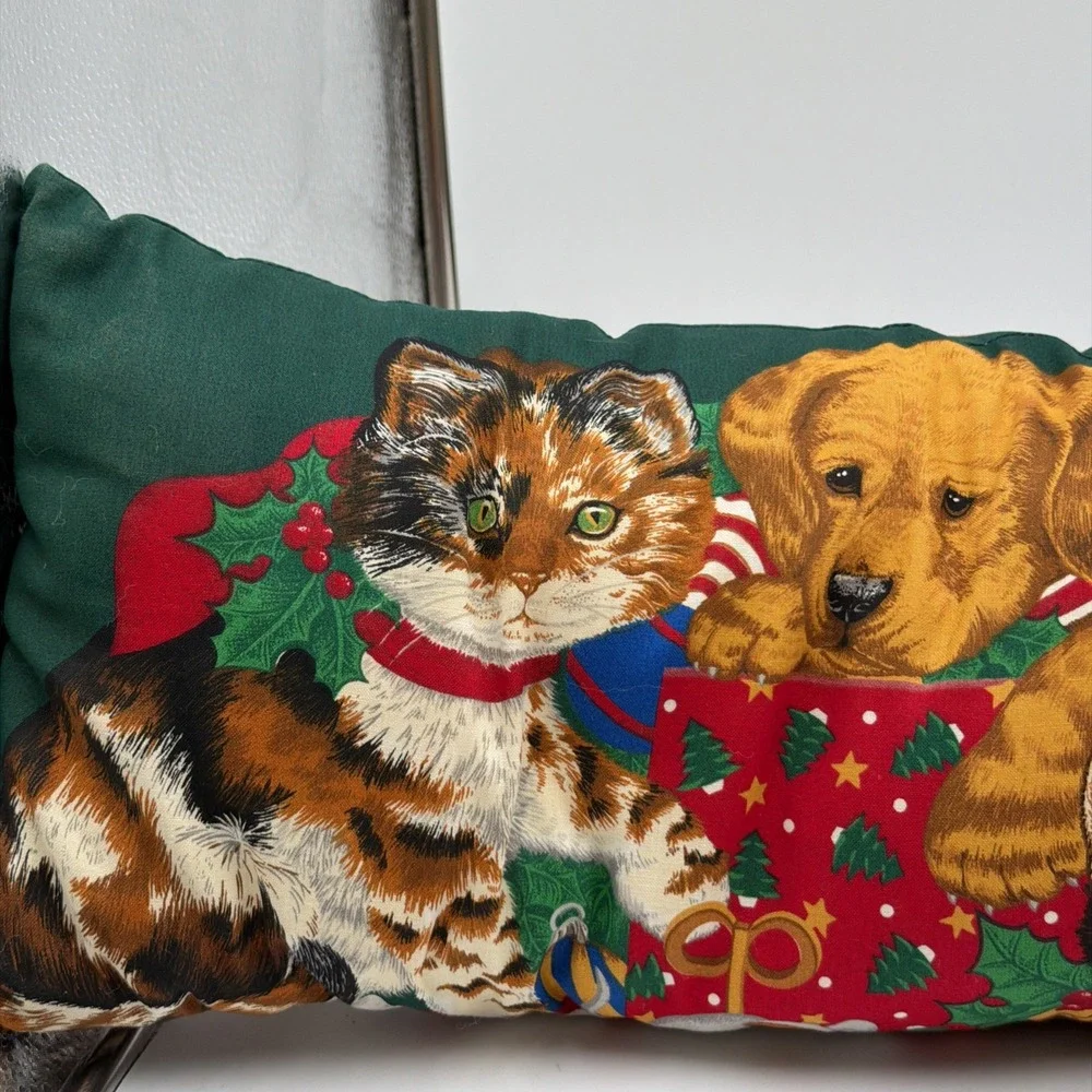 VIP Cranston Vtg Christmas Friends Draft Stopper Bench/Pillow Cats Dogs USA